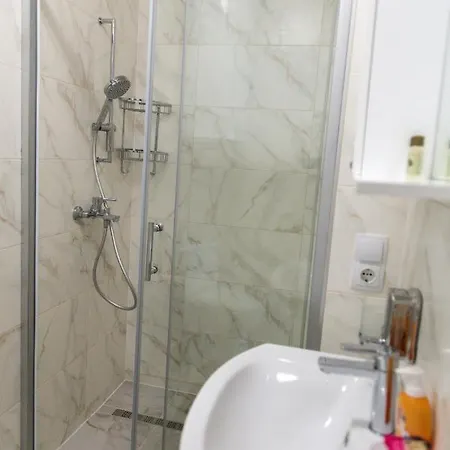 кичера Gold 4*