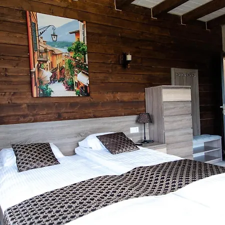 кичера Gold Casa de hóspedes 4*