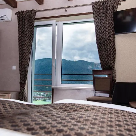 кичера Gold 4*