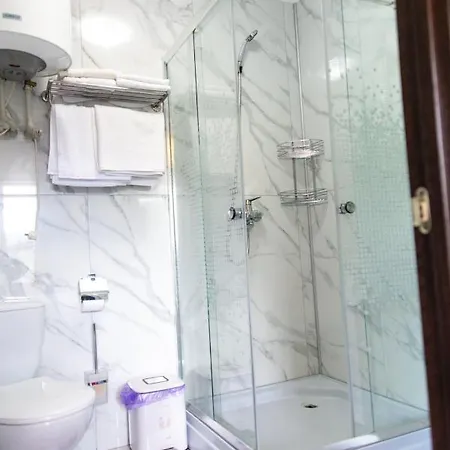 кичера Gold 4*