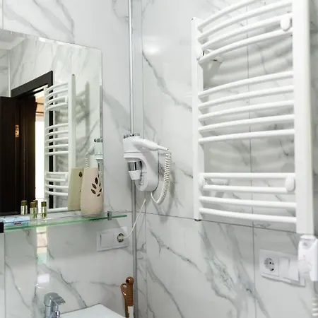 кичера Gold 4*