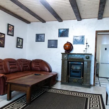 Guest house кичера Gold Mizhhirya (Transcarpathia)